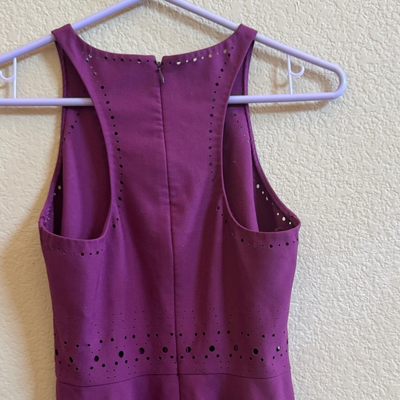 Elizabeth and James Sleeveless Dress – Size 2 – Eggplant Laser Cut - Picture 6 of 10